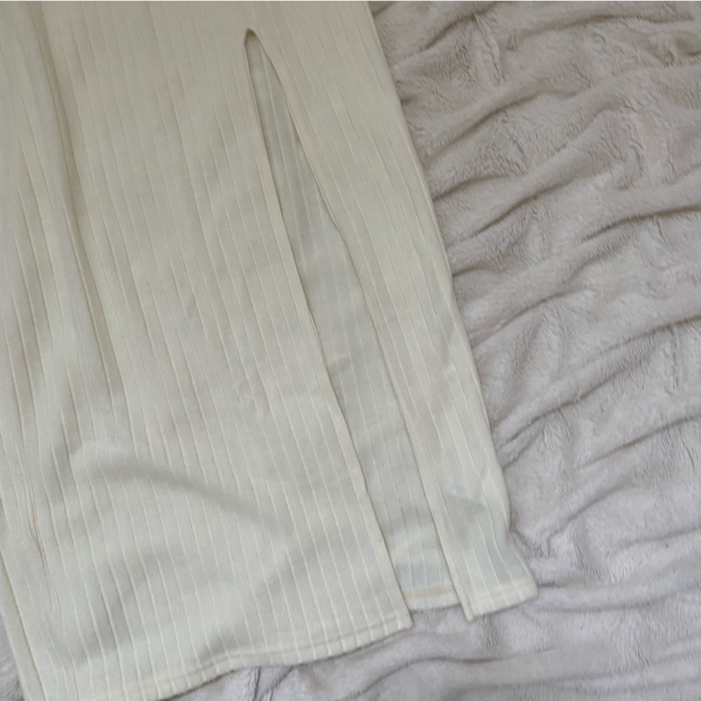 NWT Urban Outfitters cream maxi skirt high slit Sz L - Picture 4 of 6